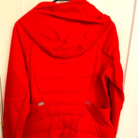 ❤️SOLD❤️ Lululemon Down For It All Jacket - Picture 6 of 11
